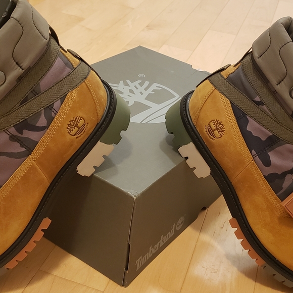 Timberland brand new in box size 8 - Picture 11 of 12